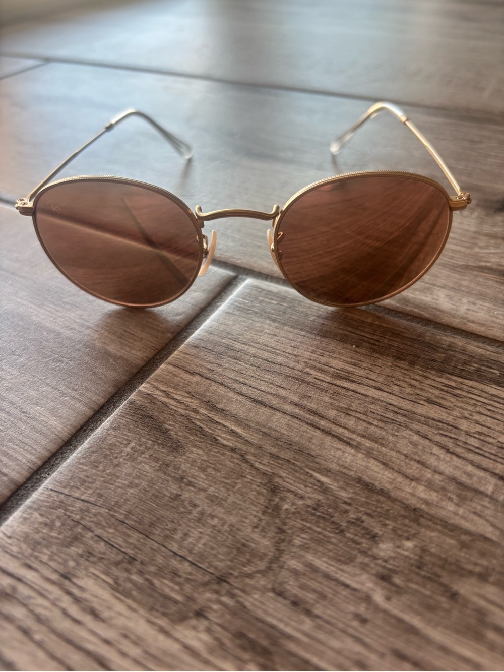 Ray-Ban Round Flash Pink Mirror Sunglasses in great condition. - Picture 4 of 8